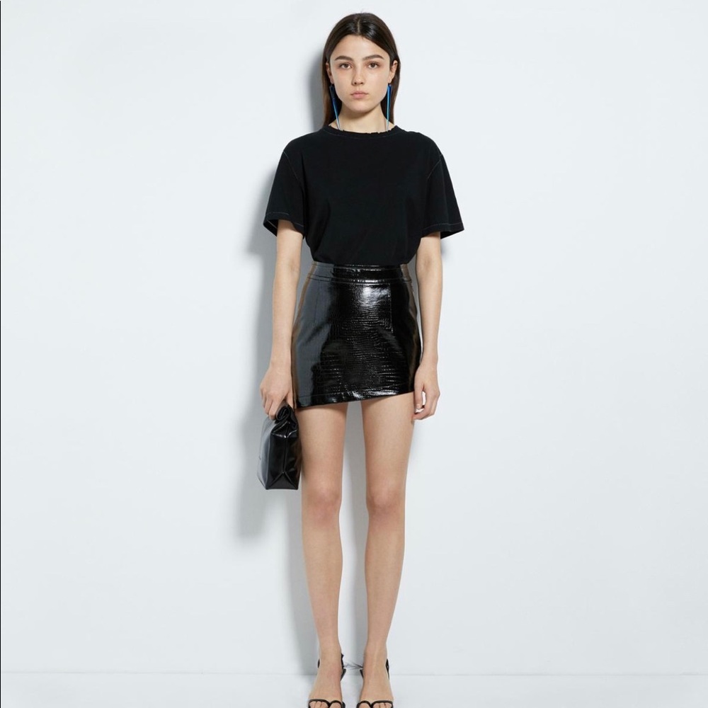 🛑SOLD🛑 HELMUT LANG BLACK LEATHER SKIRT - Picture 2 of 4